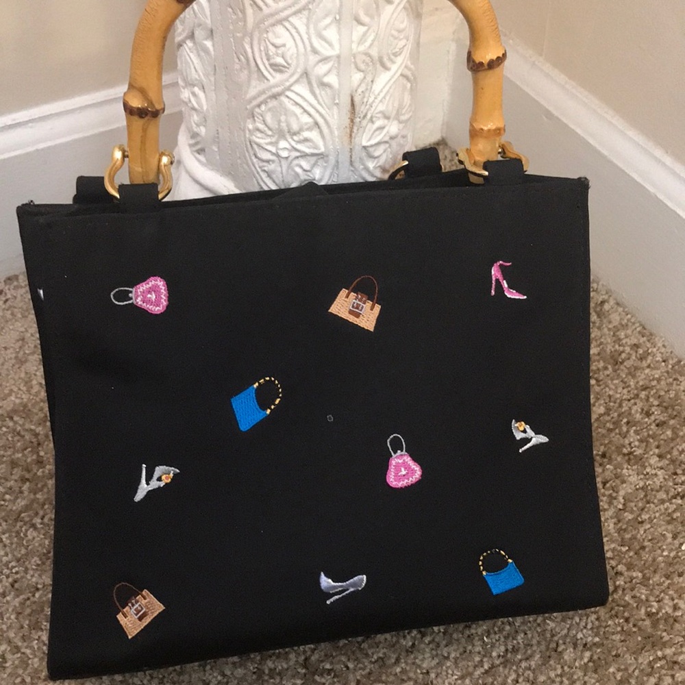 Fun cutie bag 🤣😂😅 I love this !!! So will YOU